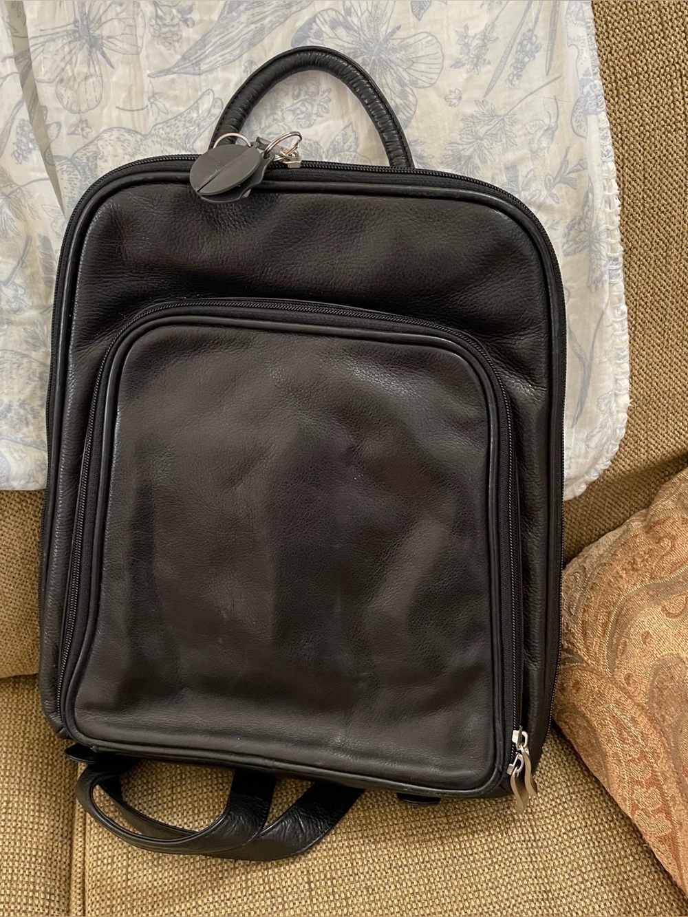 Vintage Black pebbled leather backpack purse